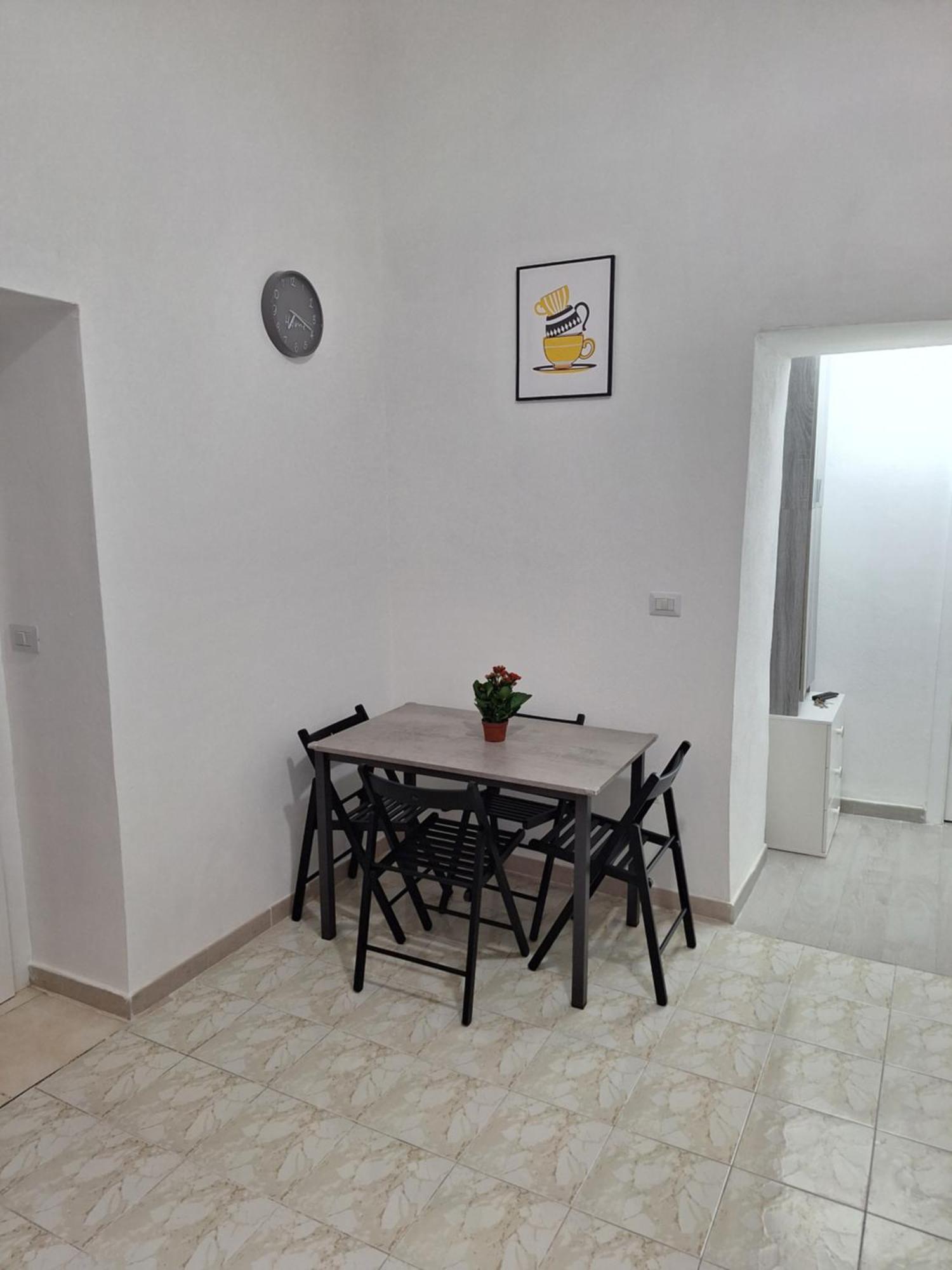 Donna Rita Apartment Napoli Bagian luar foto